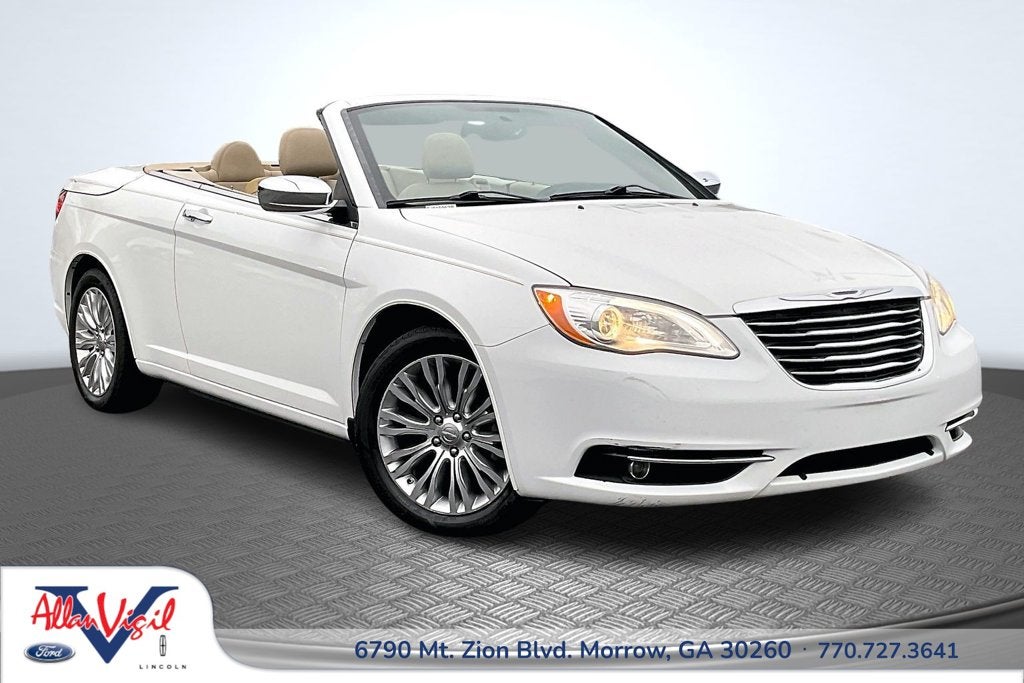2013 Chrysler 200
