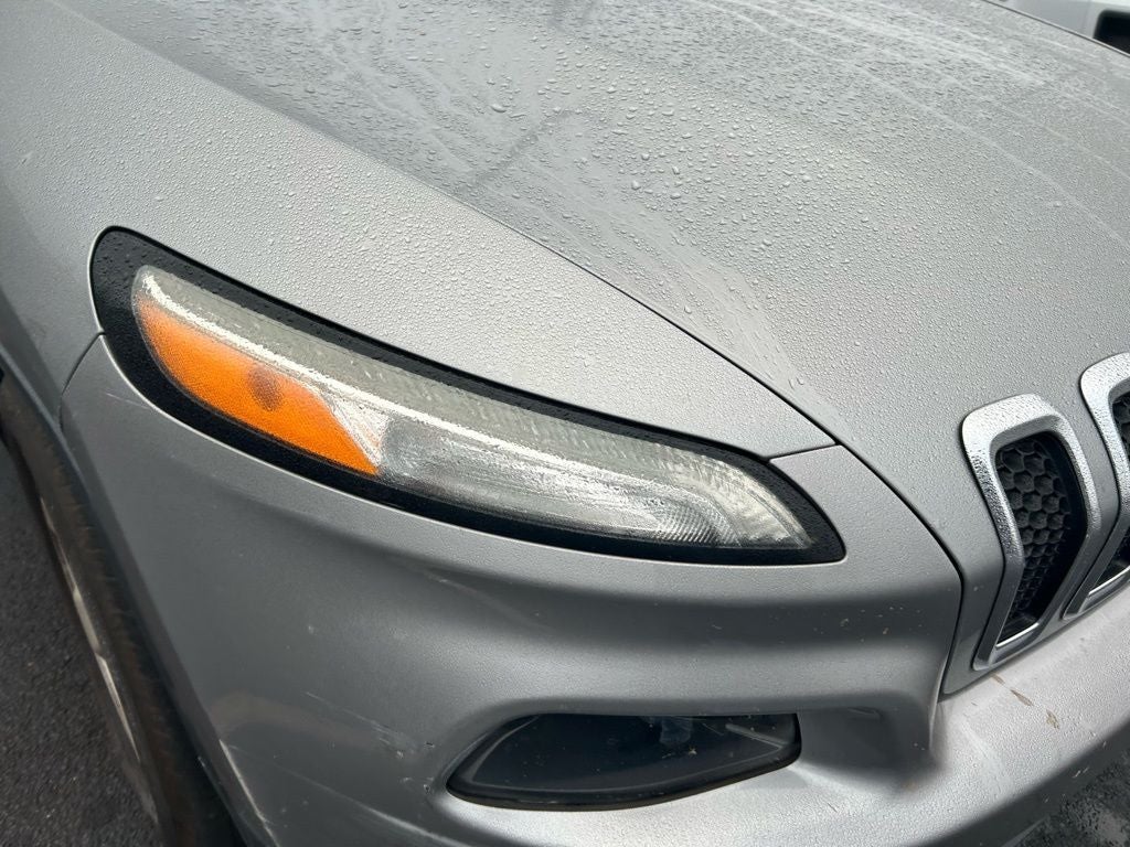 2015 Jeep Cherokee Sport