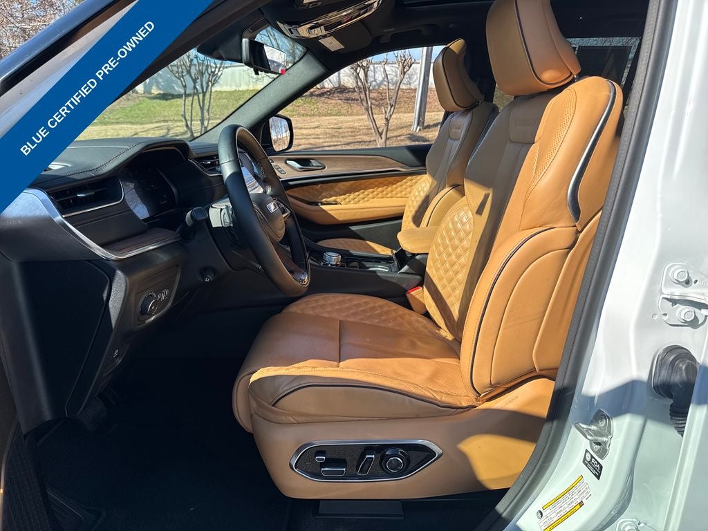 2022 Jeep Grand Cherokee Summit