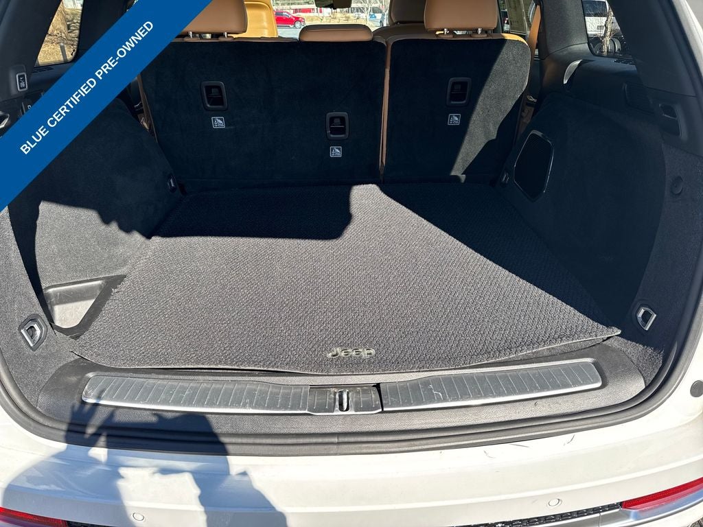 2022 Jeep Grand Cherokee Summit