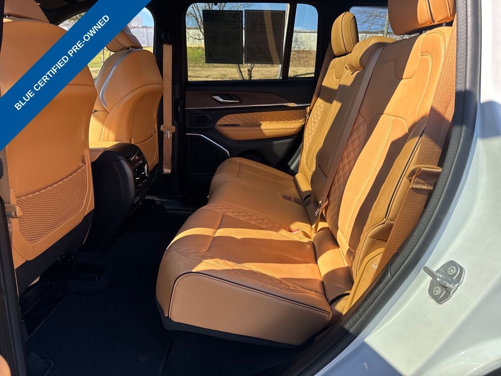 2022 Jeep Grand Cherokee Summit