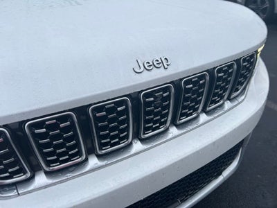 2022 Jeep Grand Cherokee Summit