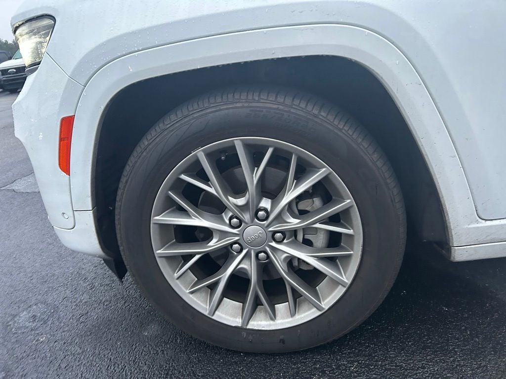 2022 Jeep Grand Cherokee Summit