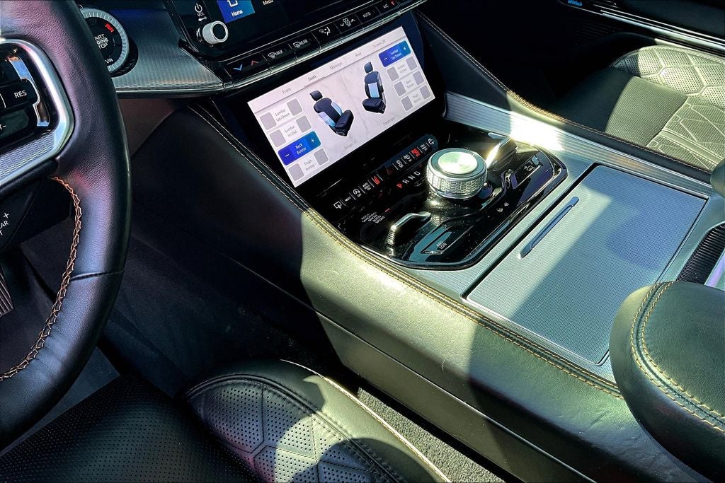 2023 Jeep Grand Wagoneer L Series III