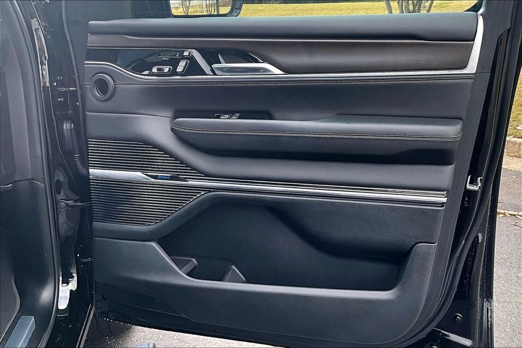 2022 Jeep Grand Wagoneer Series I