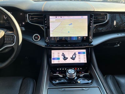 2023 Jeep Grand Wagoneer Series III