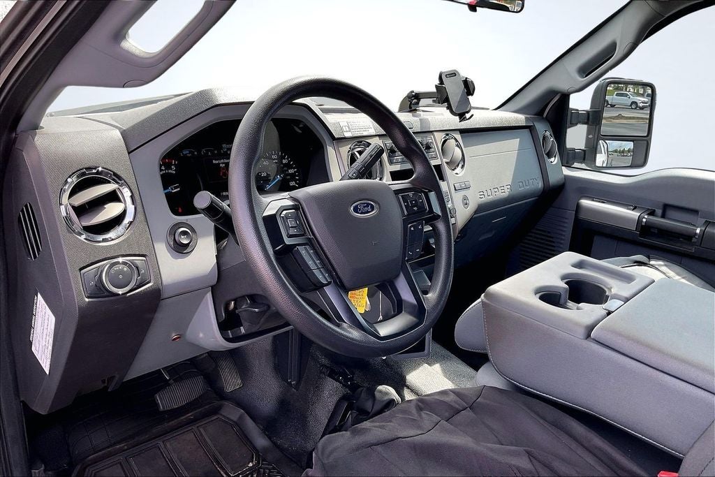 2023 Ford F-650SD Base