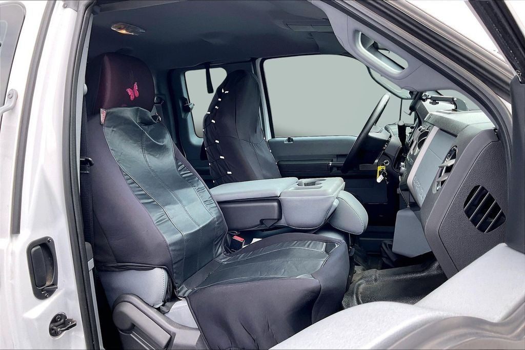 2023 Ford F-650SD Base