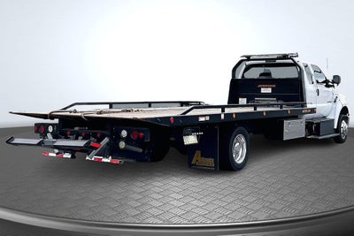 2023 Ford F-650SD Base