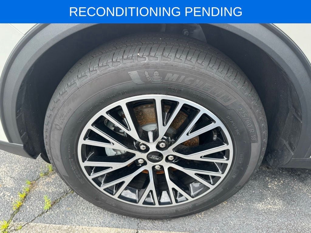 2025 Ford Escape Plug-In Hybrid Base