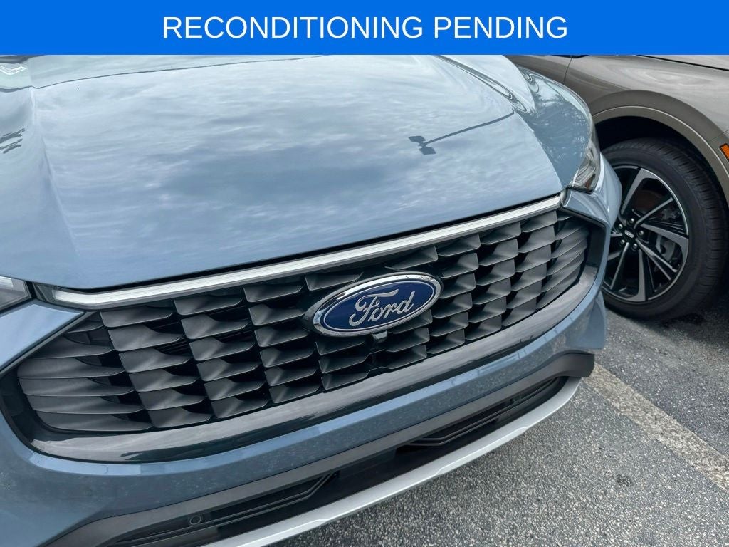 2025 Ford Escape Plug-In Hybrid Base