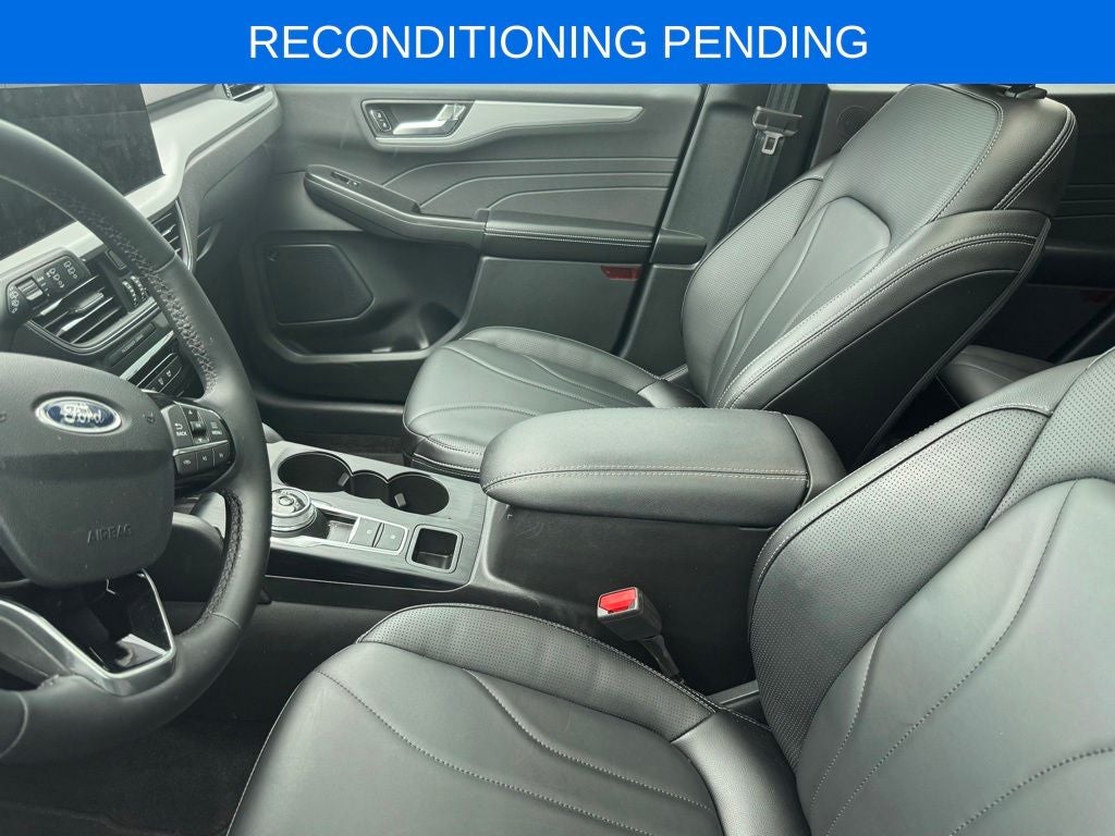 2025 Ford Escape Plug-In Hybrid Base