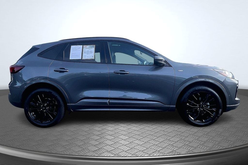 2023 Ford Escape ST-Line Elite