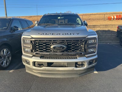 2023 Ford F-350SD Lariat