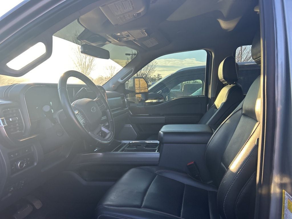 2023 Ford F-350SD Lariat