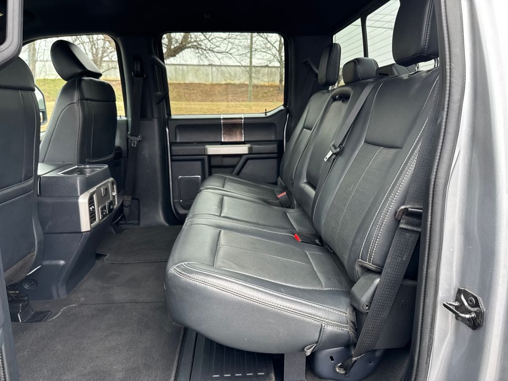 2022 Ford F-350SD Lariat