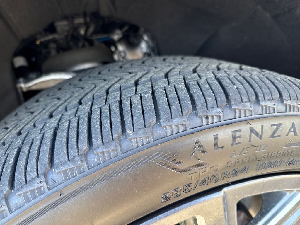 2025 GMC Yukon Denali Ultimate