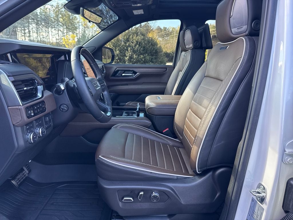 2025 GMC Yukon Denali Ultimate