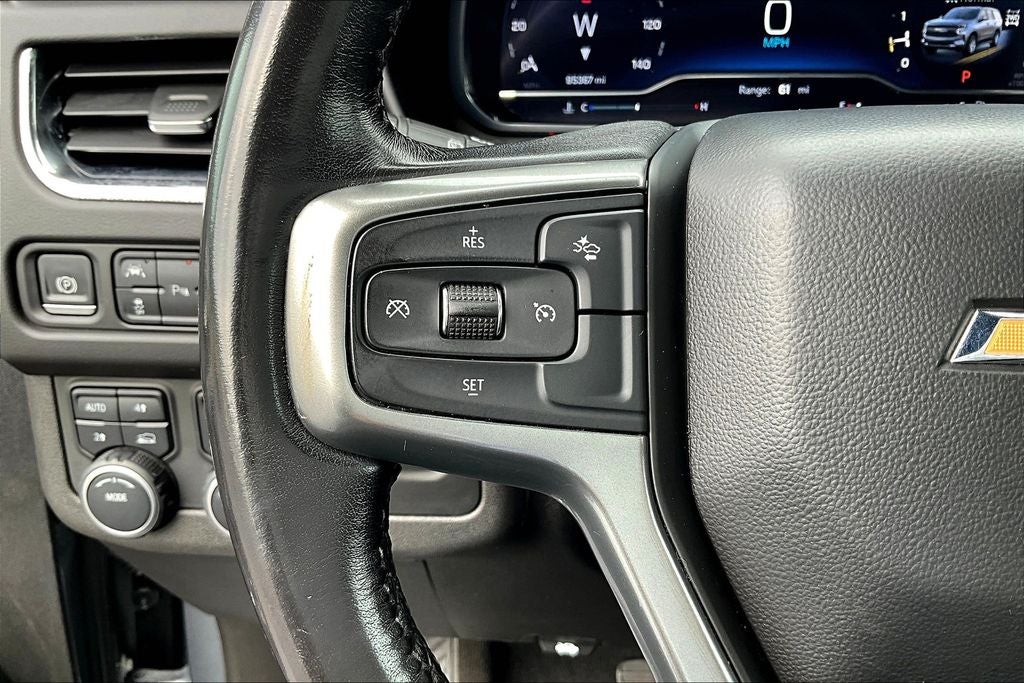 2022 Chevrolet Suburban LT