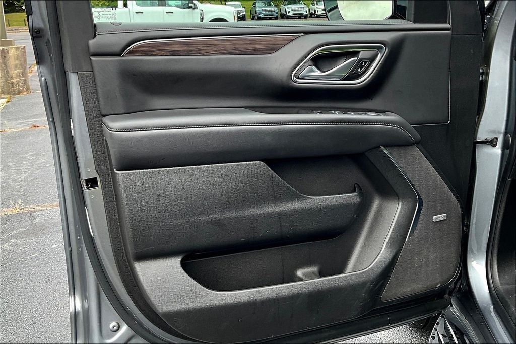 2022 Chevrolet Suburban LT