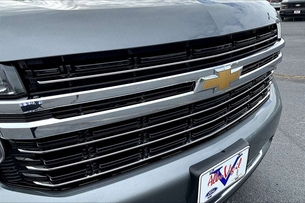 2022 Chevrolet Suburban LT