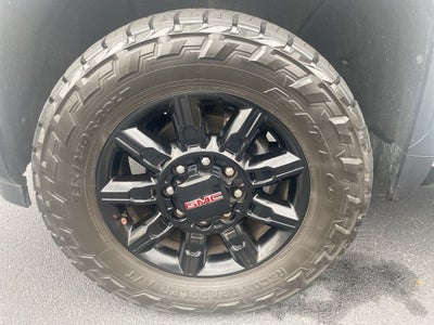 2025 GMC Sierra 2500HD AT4