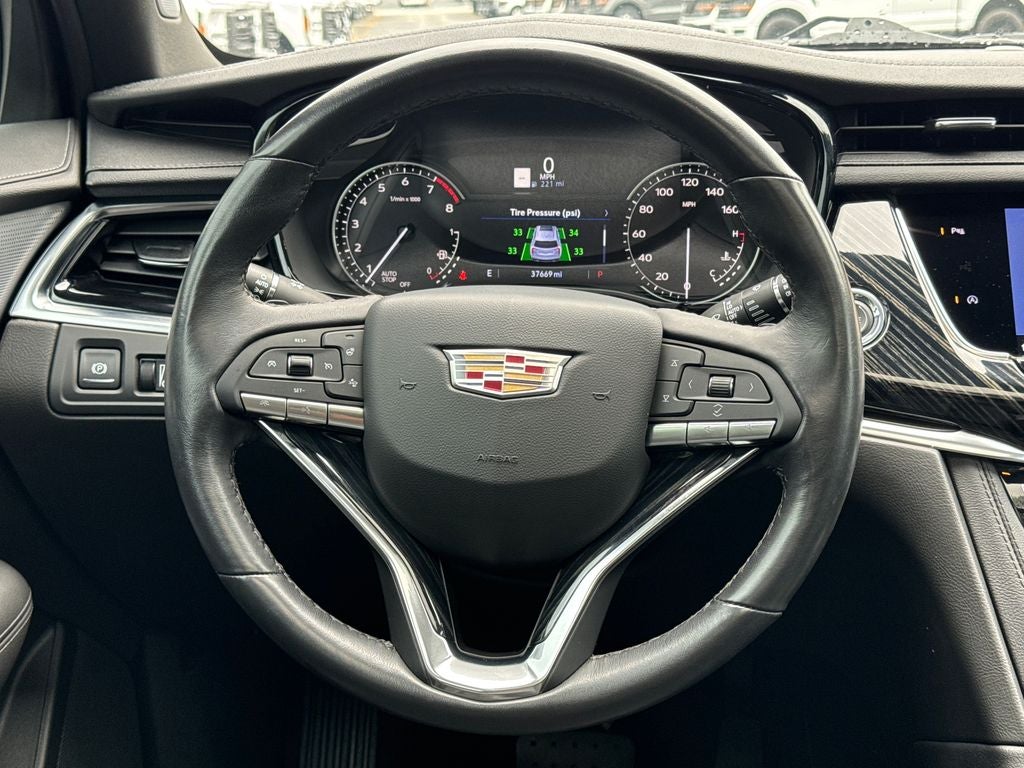 2024 Cadillac XT6 Premium Luxury