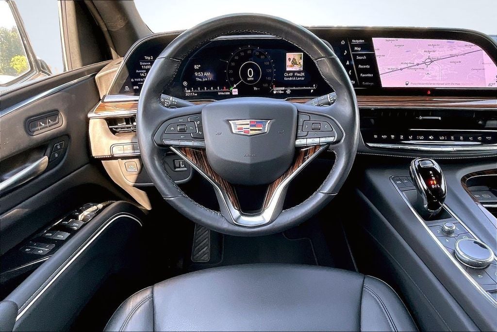 2023 Cadillac Escalade Luxury