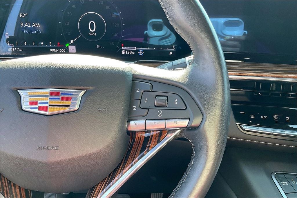 2023 Cadillac Escalade Luxury