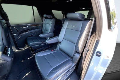 2023 Cadillac Escalade Luxury