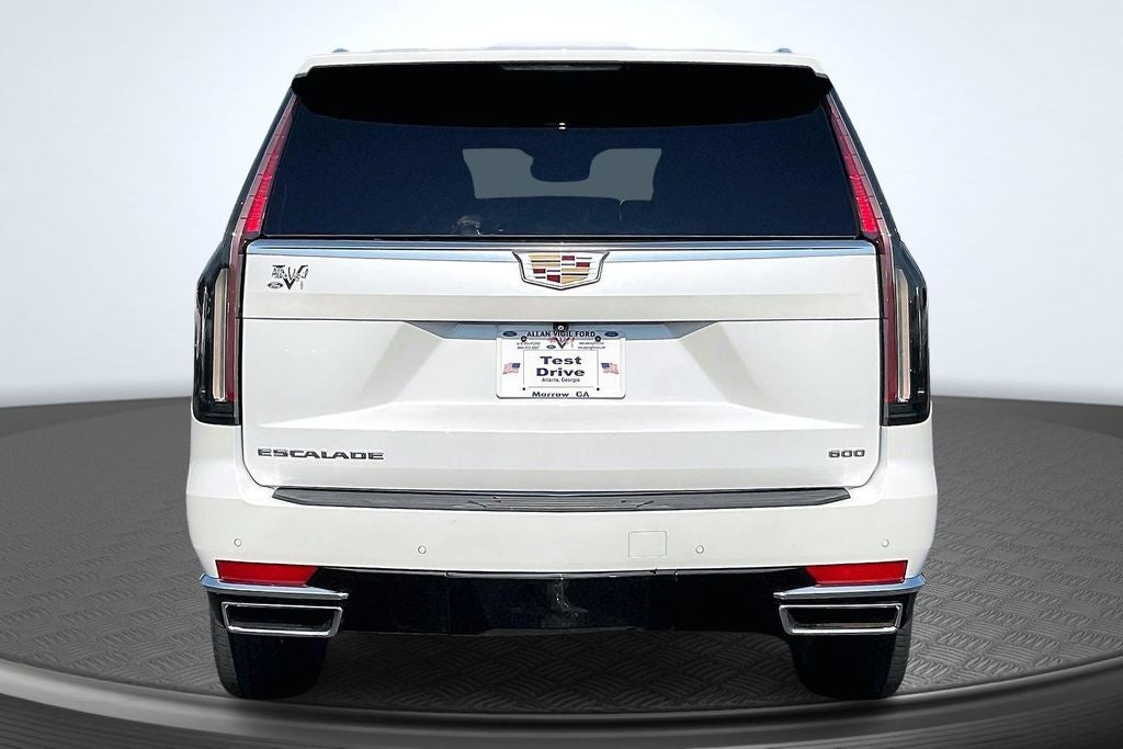 2023 Cadillac Escalade Luxury