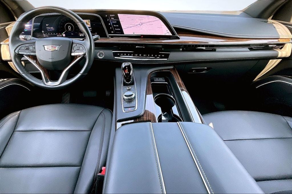 2023 Cadillac Escalade Luxury