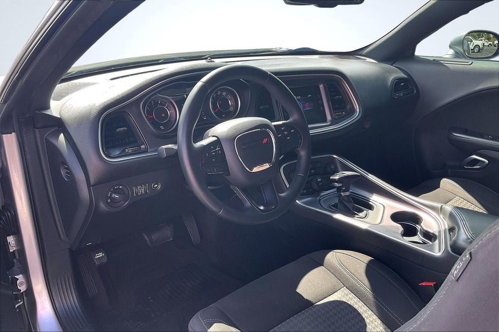 2015 Dodge Challenger SXT