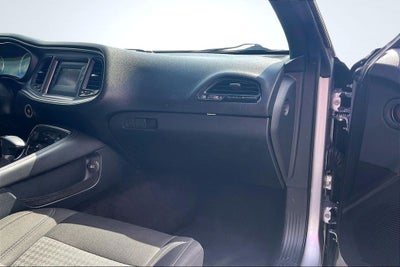 2015 Dodge Challenger SXT