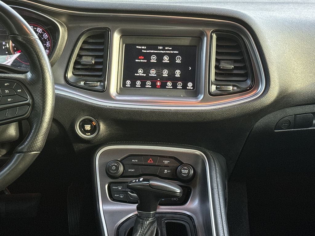 2021 Dodge Challenger SXT