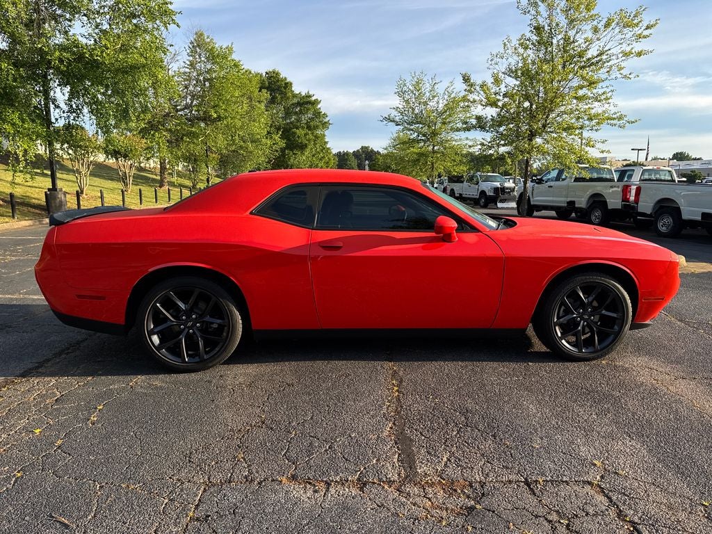 2021 Dodge Challenger SXT