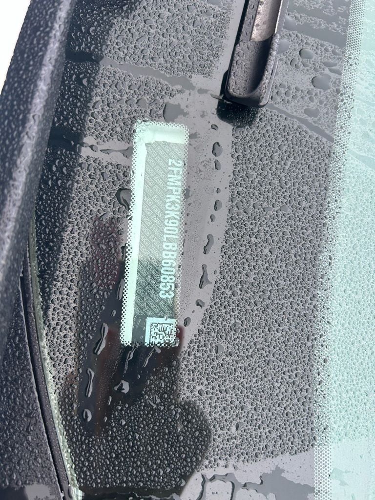 2020 Ford Edge Titanium