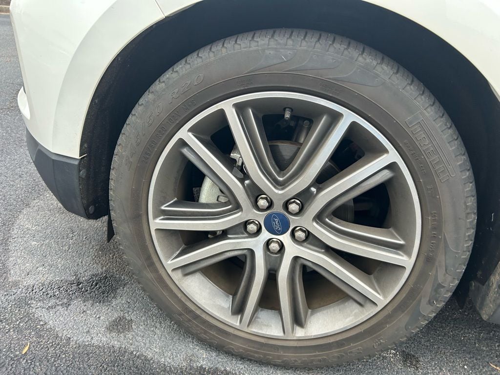 2020 Ford Edge Titanium