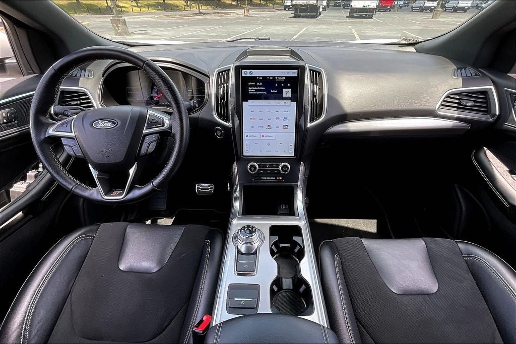 2022 Ford Edge ST