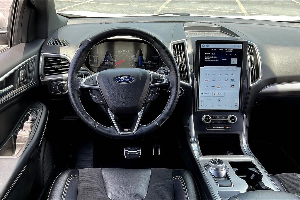 2022 Ford Edge ST