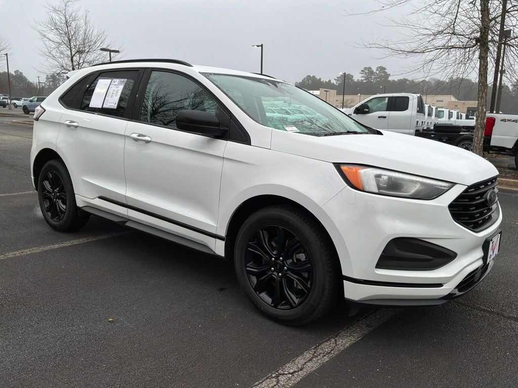 2022 Ford Edge SE