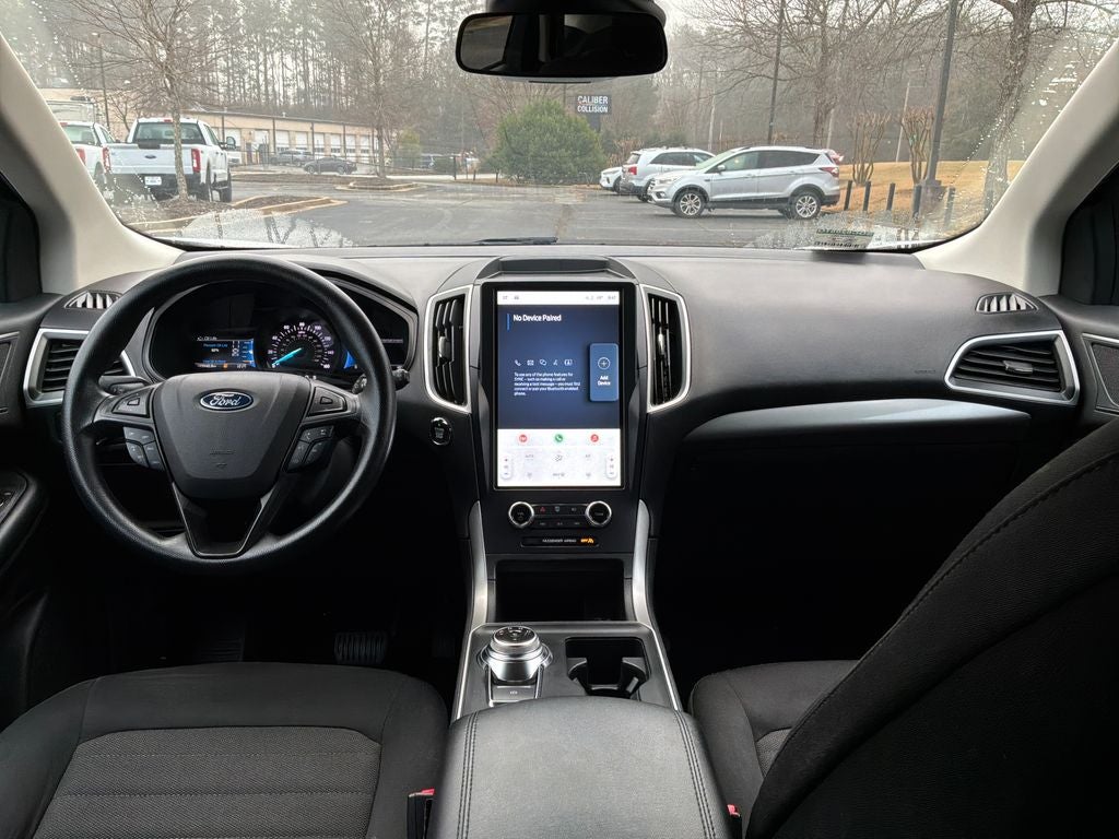 2022 Ford Edge SE