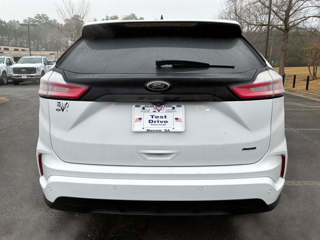 2022 Ford Edge SE