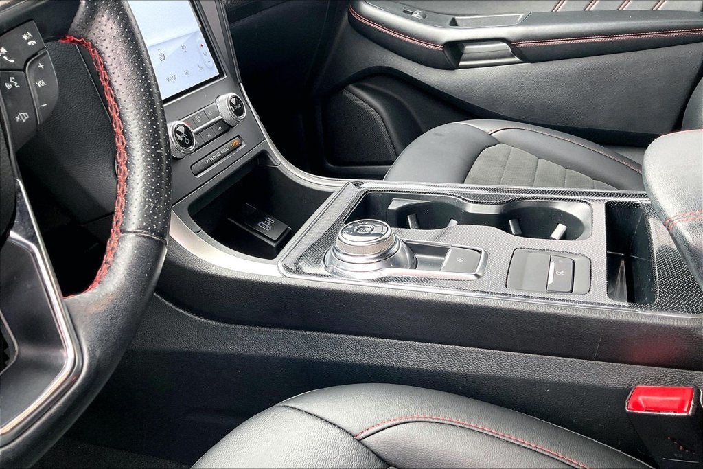 2022 Ford Edge ST Line