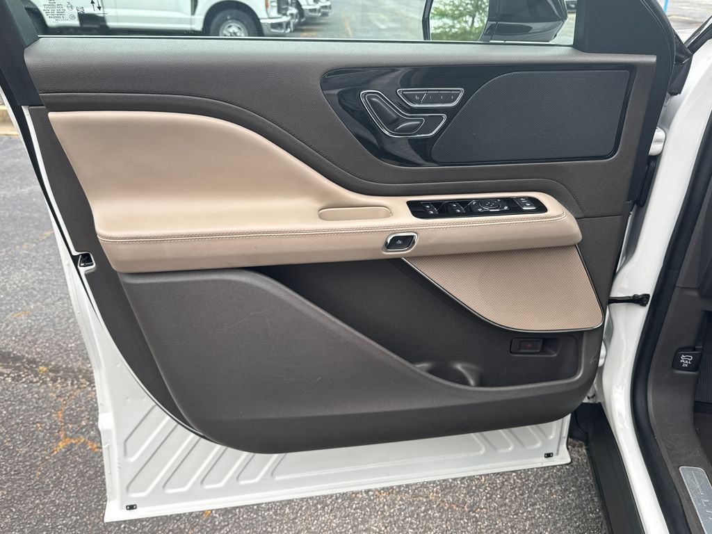 2024 Lincoln Aviator Premiere
