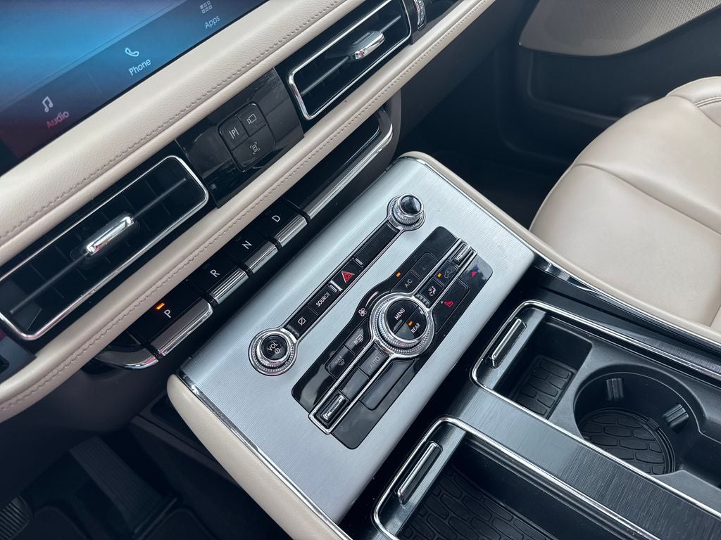 2024 Lincoln Aviator Premiere