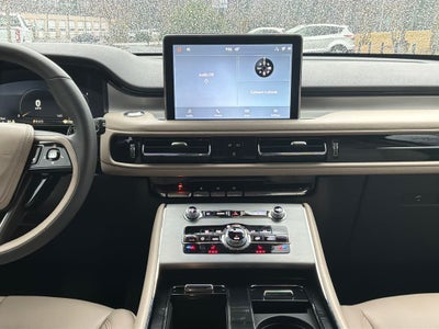 2024 Lincoln Aviator Premiere