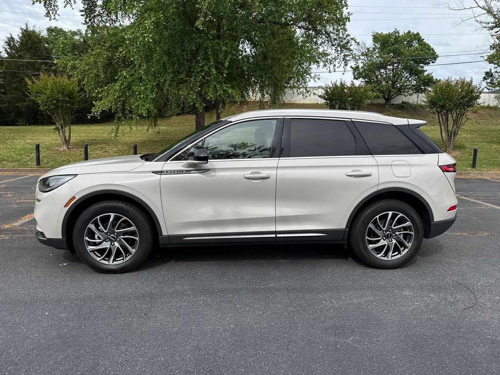 2022 Lincoln Corsair Standard