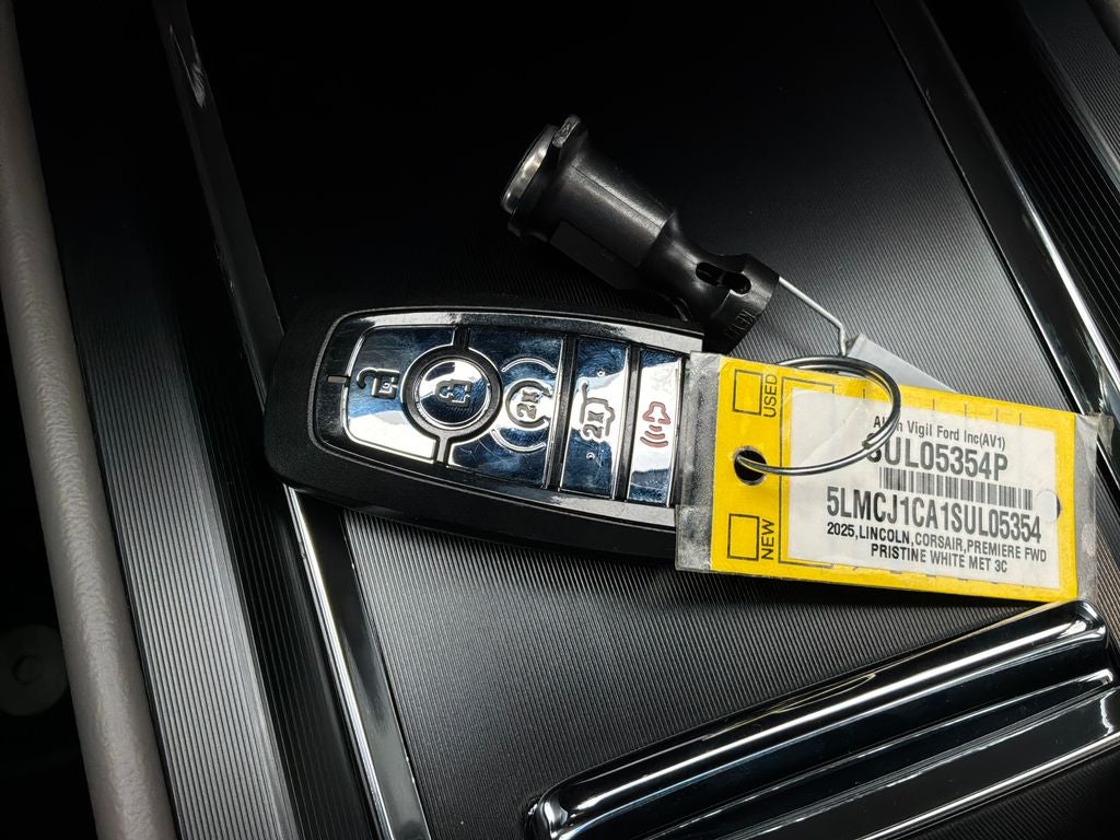 2025 Lincoln Corsair Premiere
