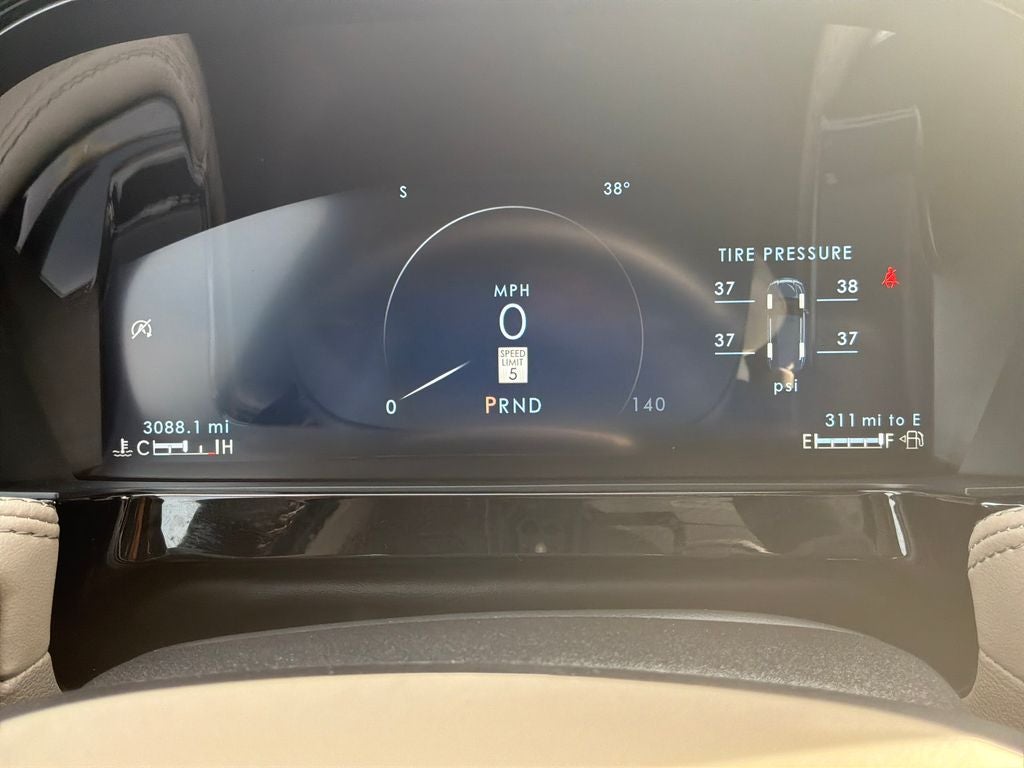 2025 Lincoln Corsair Premiere